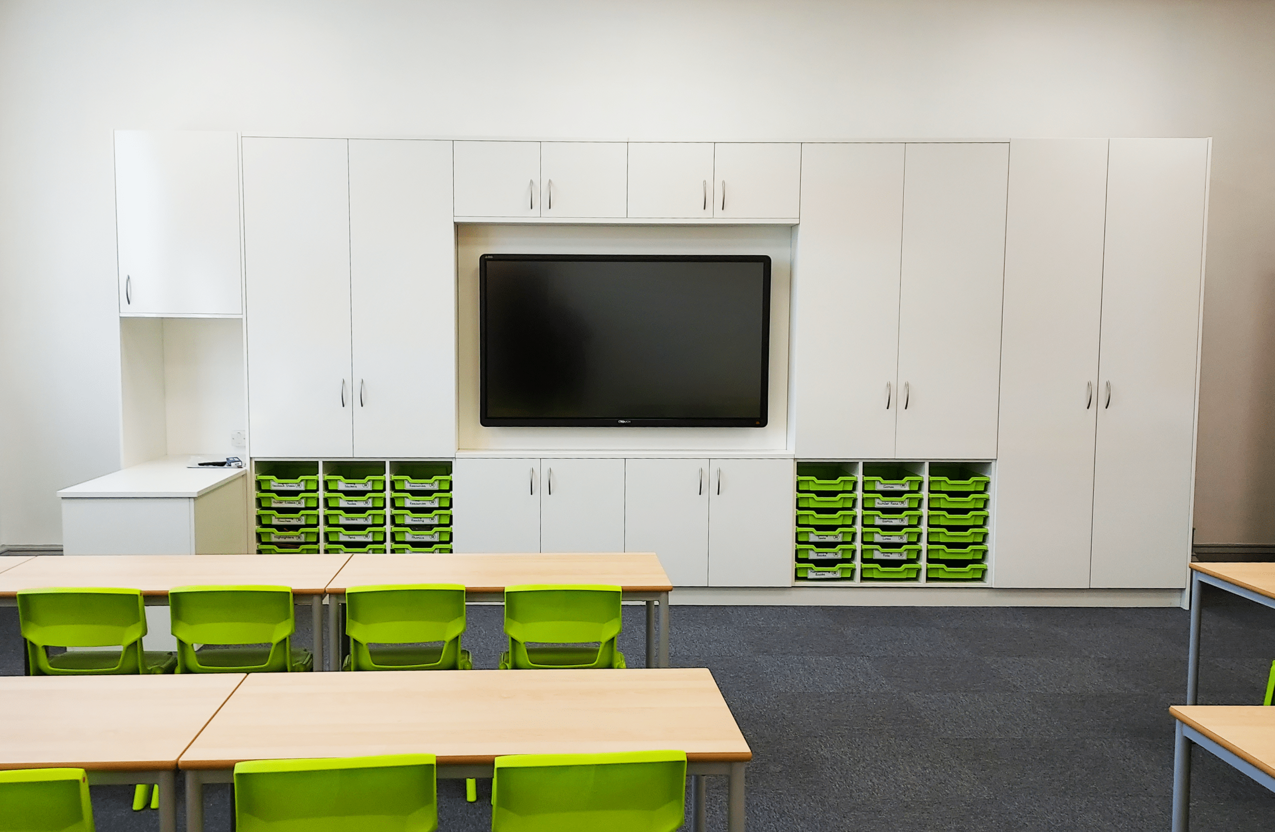 Bespoke teaching walls for classrooms